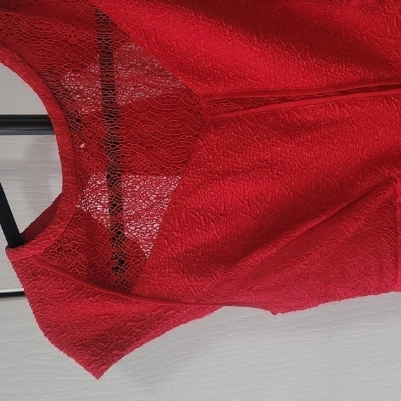 Dress - Picture 4 of 4